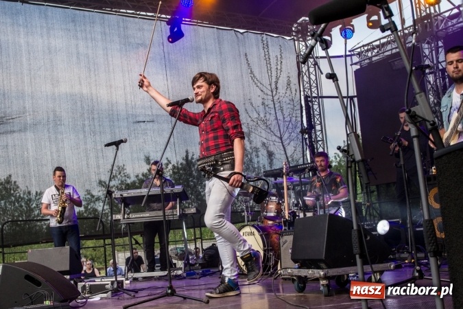 Zdjęcie w galerii na portalu naszraciborz.pl: Krzysztof Respondek i Paweł Gołecki, czyli drugi dzień festynu rodzinnego na pietrowickiej Eko-Wystawie  wiadomości z regionu