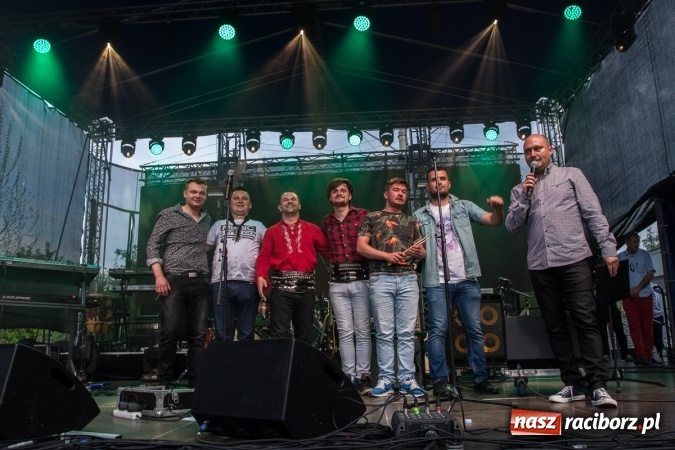 Zdjęcie w galerii na portalu naszraciborz.pl: Krzysztof Respondek i Paweł Gołecki, czyli drugi dzień festynu rodzinnego na pietrowickiej Eko-Wystawie  wiadomości z regionu