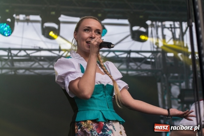 Zdjęcie w galerii na portalu naszraciborz.pl: Krzysztof Respondek i Paweł Gołecki, czyli drugi dzień festynu rodzinnego na pietrowickiej Eko-Wystawie  wiadomości z regionu