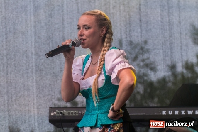 Zdjęcie w galerii na portalu naszraciborz.pl: Krzysztof Respondek i Paweł Gołecki, czyli drugi dzień festynu rodzinnego na pietrowickiej Eko-Wystawie  wiadomości z regionu