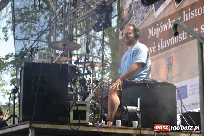 Zdjęcie w galerii na portalu naszraciborz.pl: Majówka z historią w tle w Chałupkach. Gwiazdą Halina Mlynkova wiadomości z regionu