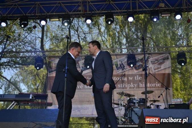 Zdjęcie w galerii na portalu naszraciborz.pl: Majówka z historią w tle w Chałupkach. Gwiazdą Halina Mlynkova wiadomości z regionu
