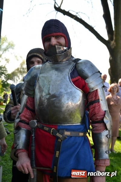 Zdjęcie w galerii na portalu naszraciborz.pl: Majówka z historią w tle w Chałupkach. Gwiazdą Halina Mlynkova wiadomości z regionu