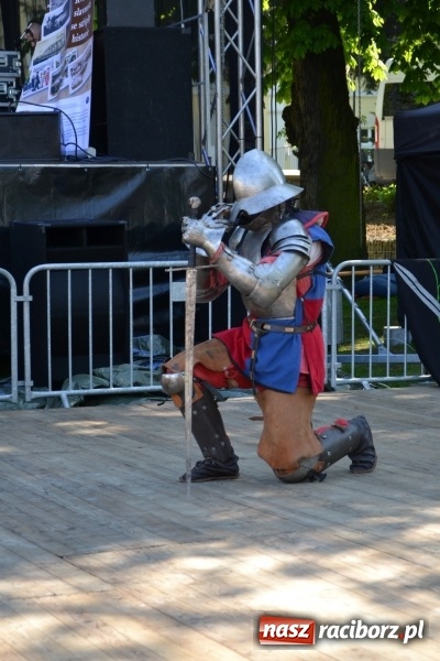 Zdjęcie w galerii na portalu naszraciborz.pl: Majówka z historią w tle w Chałupkach. Gwiazdą Halina Mlynkova wiadomości z regionu