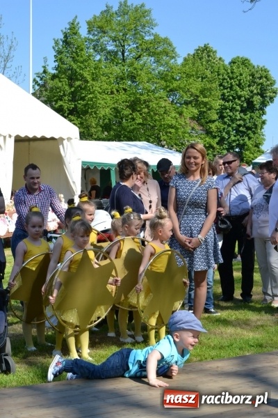 Zdjęcie w galerii na portalu naszraciborz.pl: Majówka z historią w tle w Chałupkach. Gwiazdą Halina Mlynkova wiadomości z regionu