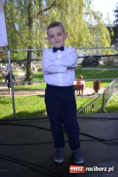 Zdjęcie w galerii na portalu naszraciborz.pl: Majówka z historią w tle w Chałupkach. Gwiazdą Halina Mlynkova wiadomości z regionu