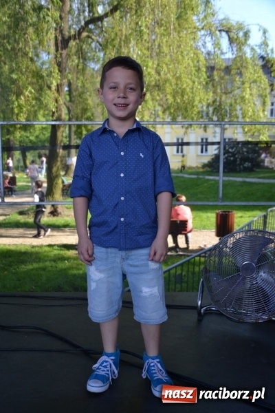 Zdjęcie w galerii na portalu naszraciborz.pl: Majówka z historią w tle w Chałupkach. Gwiazdą Halina Mlynkova wiadomości z regionu