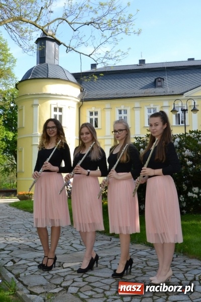 Zdjęcie w galerii na portalu naszraciborz.pl: Majówka z historią w tle w Chałupkach. Gwiazdą Halina Mlynkova wiadomości z regionu