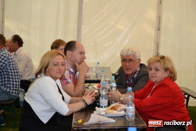 Zdjęcie w galerii na portalu naszraciborz.pl: Majówka z historią w tle w Chałupkach. Gwiazdą Halina Mlynkova wiadomości z regionu