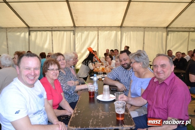 Zdjęcie w galerii na portalu naszraciborz.pl: Majówka z historią w tle w Chałupkach. Gwiazdą Halina Mlynkova wiadomości z regionu