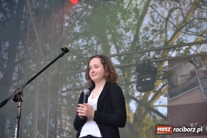 Zdjęcie w galerii na portalu naszraciborz.pl: Majówka z historią w tle w Chałupkach. Gwiazdą Halina Mlynkova wiadomości z regionu