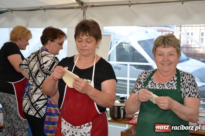 Zdjęcie w galerii na portalu naszraciborz.pl: Majówka z historią w tle w Chałupkach. Gwiazdą Halina Mlynkova wiadomości z regionu