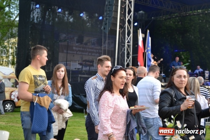 Zdjęcie w galerii na portalu naszraciborz.pl: Majówka z historią w tle w Chałupkach. Gwiazdą Halina Mlynkova wiadomości z regionu