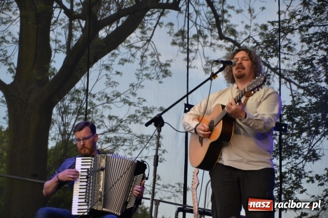 Zdjęcie w galerii na portalu naszraciborz.pl: Majówka z historią w tle w Chałupkach. Gwiazdą Halina Mlynkova wiadomości z regionu