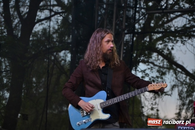 Zdjęcie w galerii na portalu naszraciborz.pl: Majówka z historią w tle w Chałupkach. Gwiazdą Halina Mlynkova wiadomości z regionu