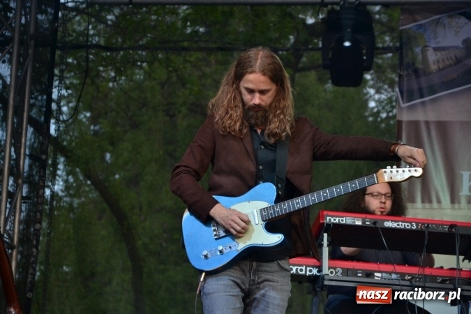 Zdjęcie w galerii na portalu naszraciborz.pl: Majówka z historią w tle w Chałupkach. Gwiazdą Halina Mlynkova wiadomości z regionu