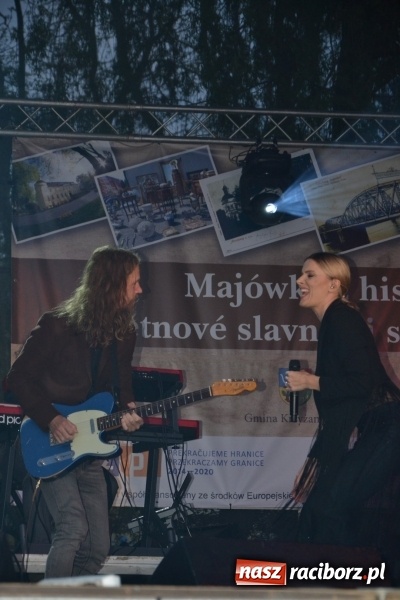 Zdjęcie w galerii na portalu naszraciborz.pl: Majówka z historią w tle w Chałupkach. Gwiazdą Halina Mlynkova wiadomości z regionu