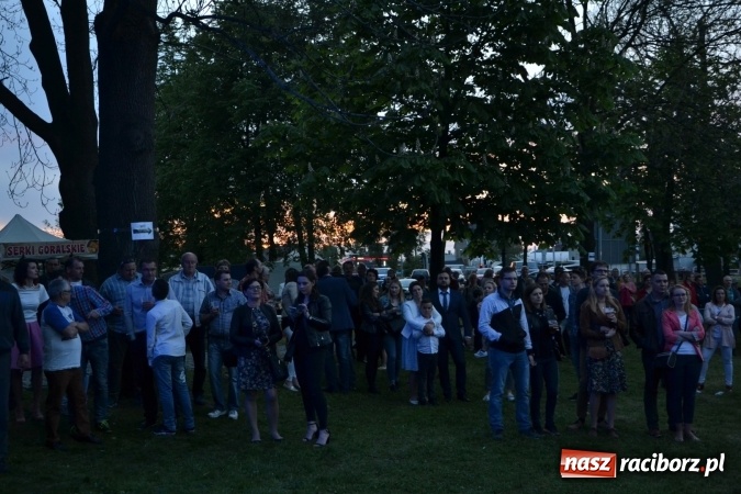 Zdjęcie w galerii na portalu naszraciborz.pl: Majówka z historią w tle w Chałupkach. Gwiazdą Halina Mlynkova wiadomości z regionu