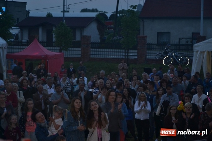 Zdjęcie w galerii na portalu naszraciborz.pl: Majówka z historią w tle w Chałupkach. Gwiazdą Halina Mlynkova wiadomości z regionu