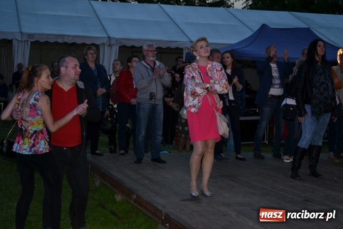 Zdjęcie w galerii na portalu naszraciborz.pl: Majówka z historią w tle w Chałupkach. Gwiazdą Halina Mlynkova wiadomości z regionu