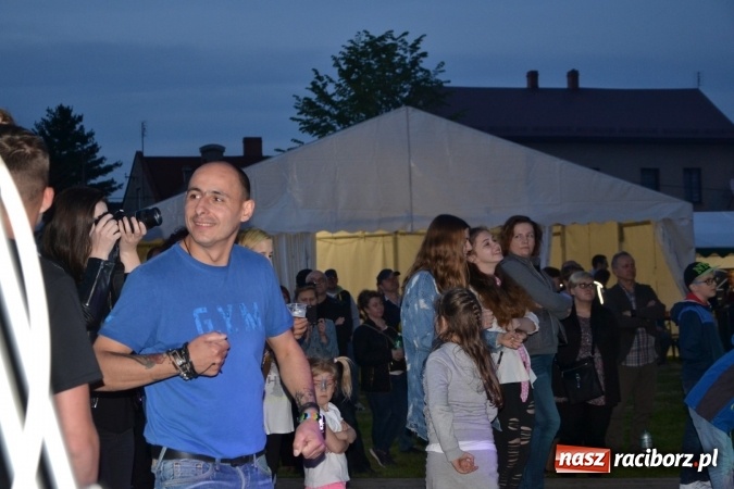 Zdjęcie w galerii na portalu naszraciborz.pl: Majówka z historią w tle w Chałupkach. Gwiazdą Halina Mlynkova wiadomości z regionu