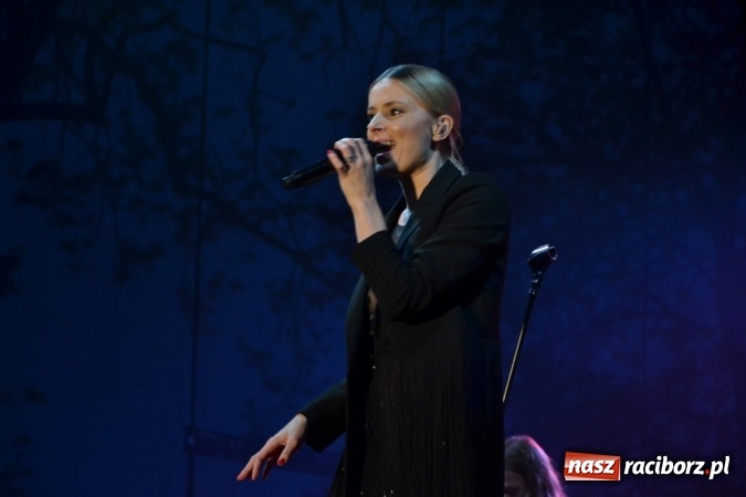 Zdjęcie w galerii na portalu naszraciborz.pl: Majówka z historią w tle w Chałupkach. Gwiazdą Halina Mlynkova wiadomości z regionu