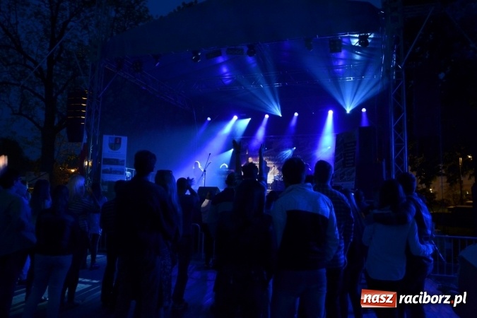 Zdjęcie w galerii na portalu naszraciborz.pl: Majówka z historią w tle w Chałupkach. Gwiazdą Halina Mlynkova wiadomości z regionu