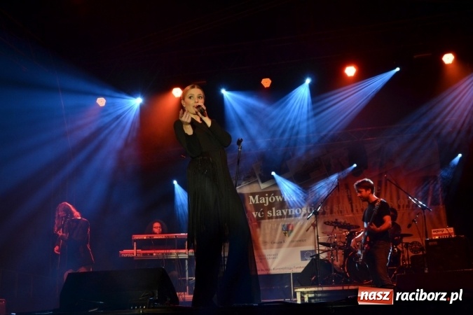 Zdjęcie w galerii na portalu naszraciborz.pl: Majówka z historią w tle w Chałupkach. Gwiazdą Halina Mlynkova wiadomości z regionu