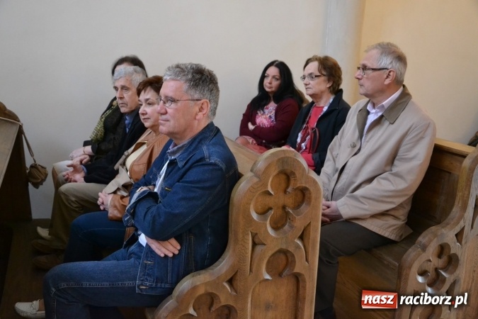 Zdjęcie w galerii na portalu naszraciborz.pl: Pieśni XIII-wiecznej Hiszpanii zabrzmiały w kaplicy zamkowej  wiadomości z regionu