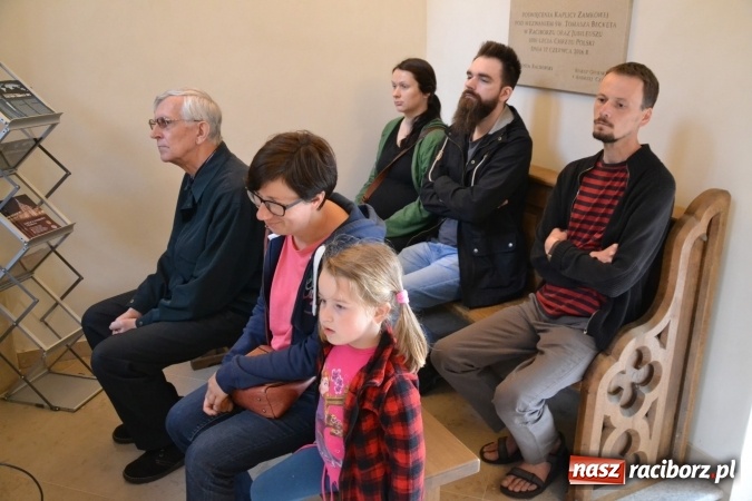 Zdjęcie w galerii na portalu naszraciborz.pl: Pieśni XIII-wiecznej Hiszpanii zabrzmiały w kaplicy zamkowej  wiadomości z regionu