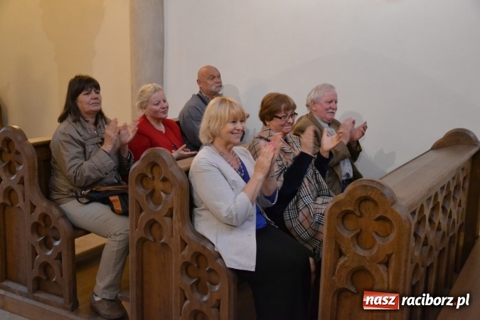 Zdjęcie w galerii na portalu naszraciborz.pl: Pieśni XIII-wiecznej Hiszpanii zabrzmiały w kaplicy zamkowej  wiadomości z regionu