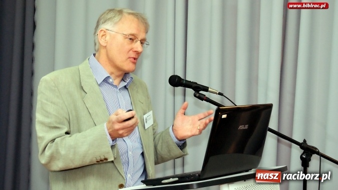 Zdjęcie w galerii na portalu naszraciborz.pl: Jan Darowski 1926-2008 – w raciborskiej bibliotece odbyło się sympozjum naukowe wiadomości z regionu