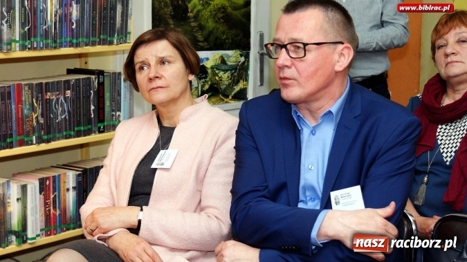 Zdjęcie w galerii na portalu naszraciborz.pl: Jan Darowski 1926-2008 – w raciborskiej bibliotece odbyło się sympozjum naukowe wiadomości z regionu