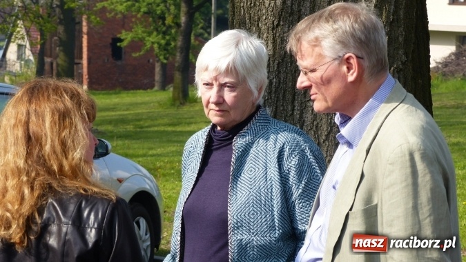 Zdjęcie w galerii na portalu naszraciborz.pl: Jan Darowski 1926-2008 – w raciborskiej bibliotece odbyło się sympozjum naukowe wiadomości z regionu