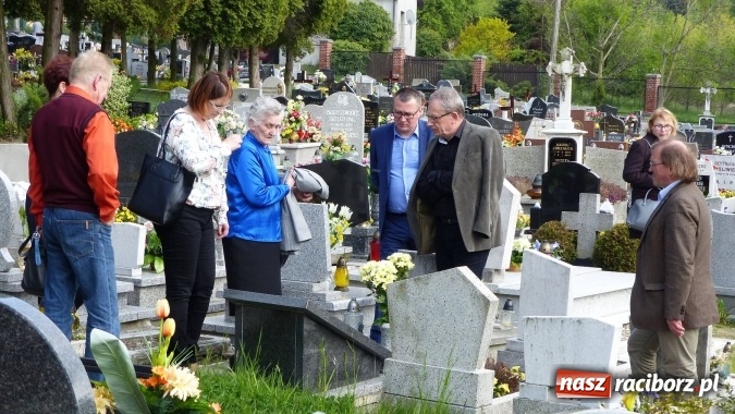 Zdjęcie w galerii na portalu naszraciborz.pl: Jan Darowski 1926-2008 – w raciborskiej bibliotece odbyło się sympozjum naukowe wiadomości z regionu