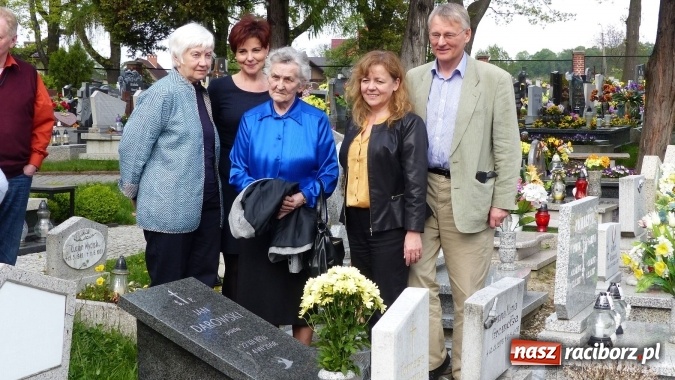 Zdjęcie w galerii na portalu naszraciborz.pl: Jan Darowski 1926-2008 – w raciborskiej bibliotece odbyło się sympozjum naukowe wiadomości z regionu