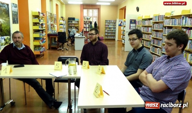 Zdjęcie w galerii na portalu naszraciborz.pl: Wielka gra w bibliotece: Ziemia obiecana – książka kontra film wiadomości z regionu