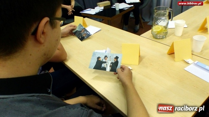 Zdjęcie w galerii na portalu naszraciborz.pl: Wielka gra w bibliotece: Ziemia obiecana – książka kontra film wiadomości z regionu