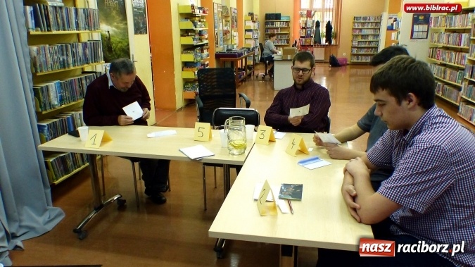 Zdjęcie w galerii na portalu naszraciborz.pl: Wielka gra w bibliotece: Ziemia obiecana – książka kontra film wiadomości z regionu