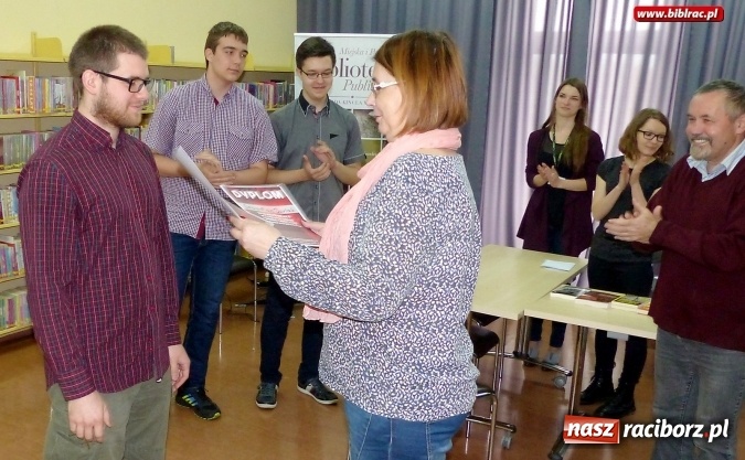 Zdjęcie w galerii na portalu naszraciborz.pl: Wielka gra w bibliotece: Ziemia obiecana – książka kontra film wiadomości z regionu