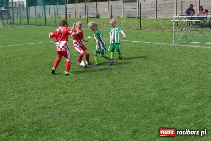 Zdjęcie w galerii na portalu naszraciborz.pl: Młodzi piłkarze LKS Tworków na Slovan Cup w Ostrawie wiadomości z regionu