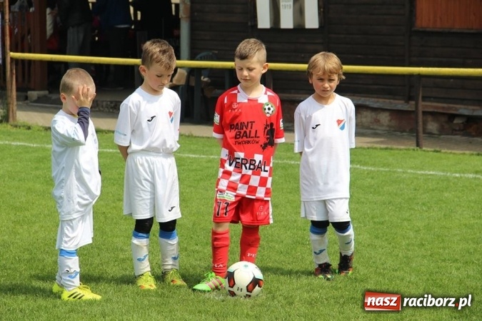 Zdjęcie w galerii na portalu naszraciborz.pl: Młodzi piłkarze LKS Tworków na Slovan Cup w Ostrawie wiadomości z regionu
