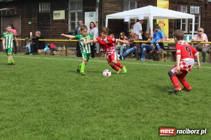 Zdjęcie w galerii na portalu naszraciborz.pl: Młodzi piłkarze LKS Tworków na Slovan Cup w Ostrawie wiadomości z regionu