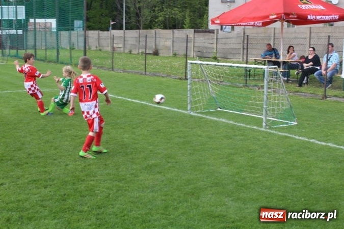 Zdjęcie w galerii na portalu naszraciborz.pl: Młodzi piłkarze LKS Tworków na Slovan Cup w Ostrawie wiadomości z regionu