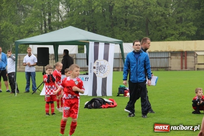 Zdjęcie w galerii na portalu naszraciborz.pl: Młodzi piłkarze LKS Tworków na Slovan Cup w Ostrawie wiadomości z regionu