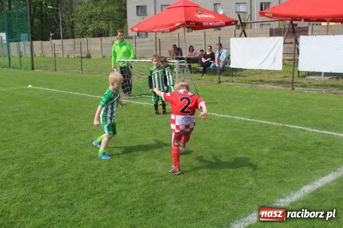 Zdjęcie w galerii na portalu naszraciborz.pl: Młodzi piłkarze LKS Tworków na Slovan Cup w Ostrawie wiadomości z regionu