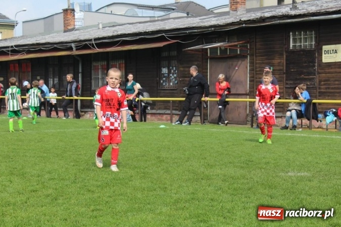 Zdjęcie w galerii na portalu naszraciborz.pl: Młodzi piłkarze LKS Tworków na Slovan Cup w Ostrawie wiadomości z regionu