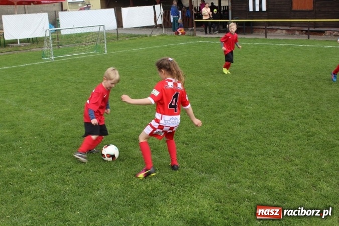 Zdjęcie w galerii na portalu naszraciborz.pl: Młodzi piłkarze LKS Tworków na Slovan Cup w Ostrawie wiadomości z regionu