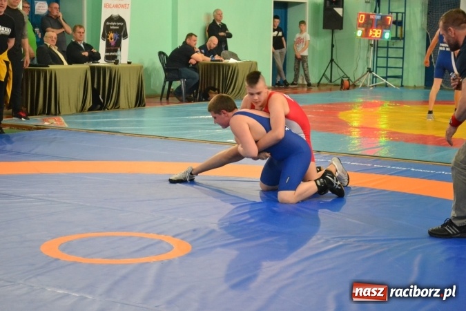 Zdjęcie w galerii na portalu naszraciborz.pl: 20 medali zapaśników Unii na Pucharze Śląska w Mysłowicach wiadomości z regionu