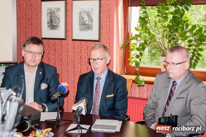 Zdjęcie w galerii na portalu naszraciborz.pl: Wniosek budowy drogi regionalnej Racibórz – Pszczyna walczy o dofinansowanie. Czy ma szanse? wiadomości z regionu